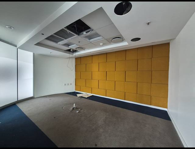 1,597M² OFFICE TO LET IN SANDTON CENTRAL